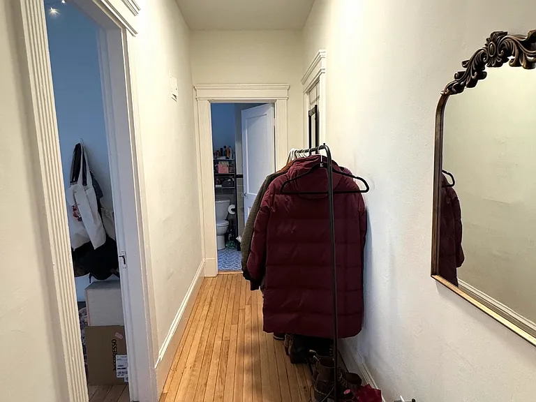 235 Harvard Ave #6 — Photo 11