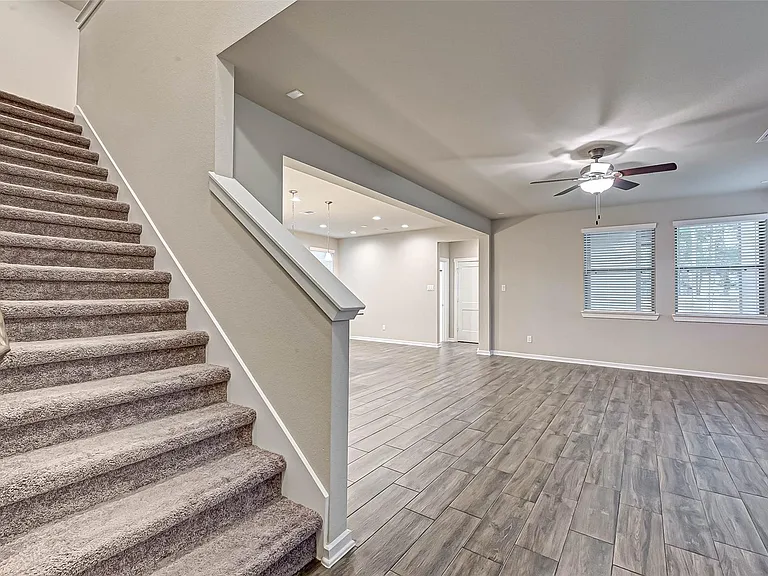 115 Sugar Peak Ct — Photo 6