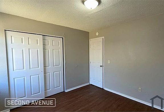 5th image of 313 NW 121st St