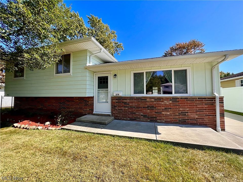 1st image of 379 Saint Lawrence Blvd