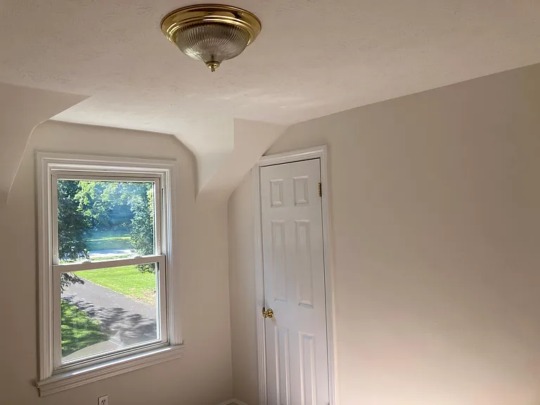 16919 Chillicothe Rd — Photo 8