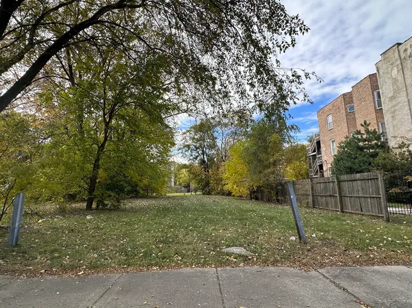 3612 S Lake Park Ave, Chicago, IL 60653