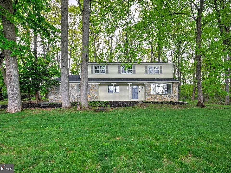 4928 Edgewood Rd