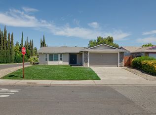 4001 Wyalong Way, Sacramento, CA 95826