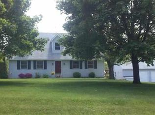 227 Scotch Pine Rd, Dillsburg, PA 17019