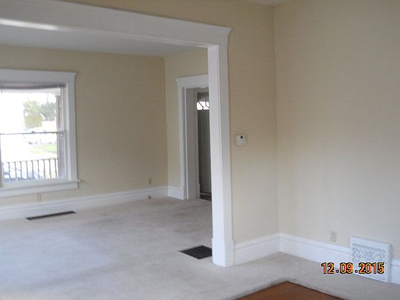 3rd image of 283 Willow St