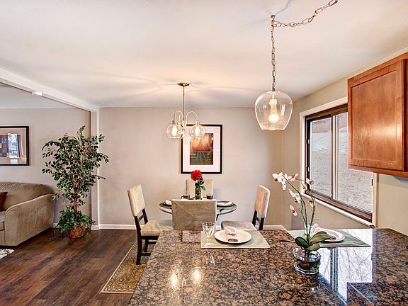 5th image of 35 E Glennis Dr