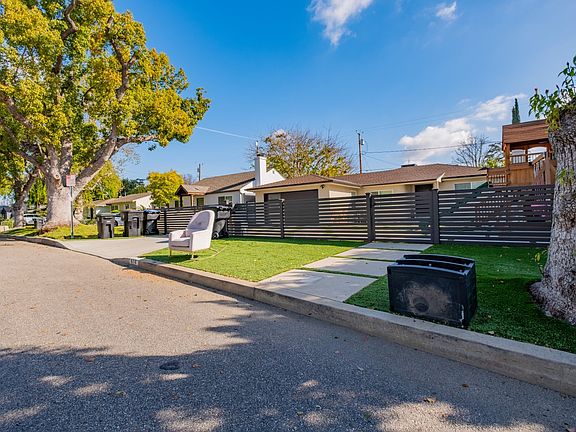 2nd image of 614 N Priscilla Ln