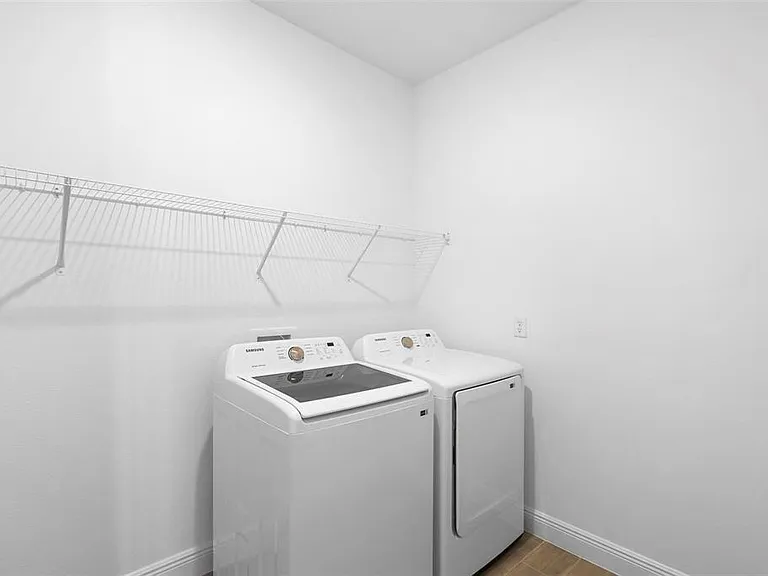 2028 Keystone Pass Blvd — Photo 32