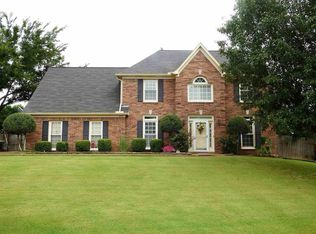 370 Castle Creek Cv, Collierville, TN 38017