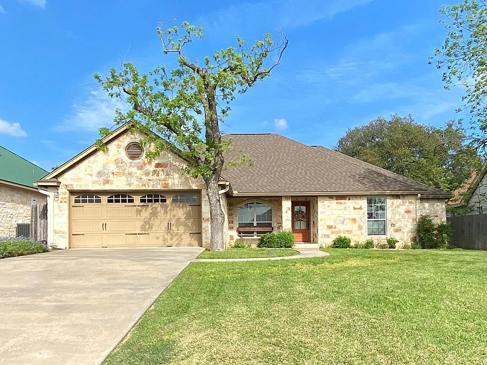 1st image of 1205 Nicole Ln