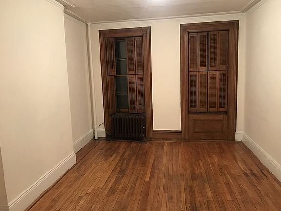 4th image of 196 W 10th St APT 3C