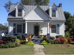 919 Lafayette Ave, Colonial Heights, VA 23834