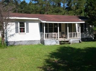 17 Sugar Ln, Kingstree, SC 29556