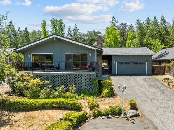 18829 Lake Forest Dr, Penn Valley, CA 95946