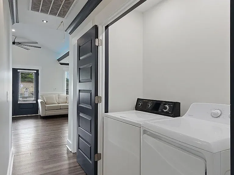 1201 Buford St NW — Photo 9