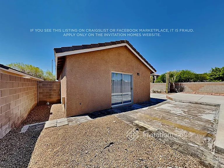 7944 Odysseus Ave — Photo 17