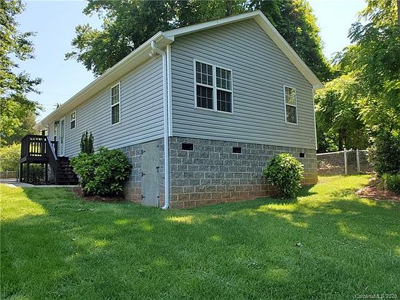 5th image of 104 Julia Ave