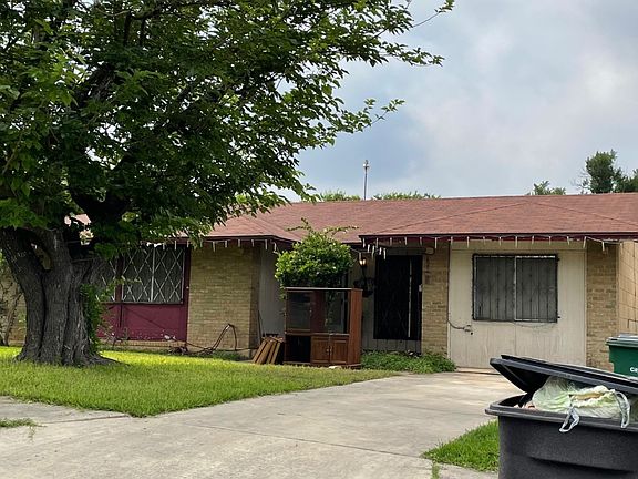3rd image of 5302 Costa Mesa St