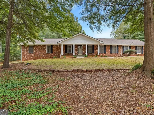 853 Waterside Dr SE, Conyers, GA 30094