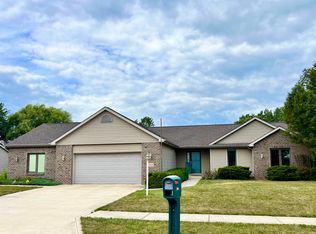 324 Cranberry Run, Avilla, IN 46710