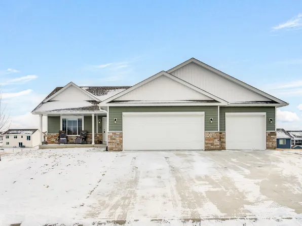 902 Emily Ct NE, Montgomery, MN 56069