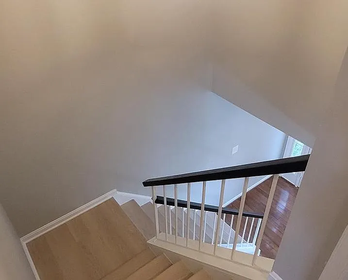 8413 Meadow Green Way — Photo 3
