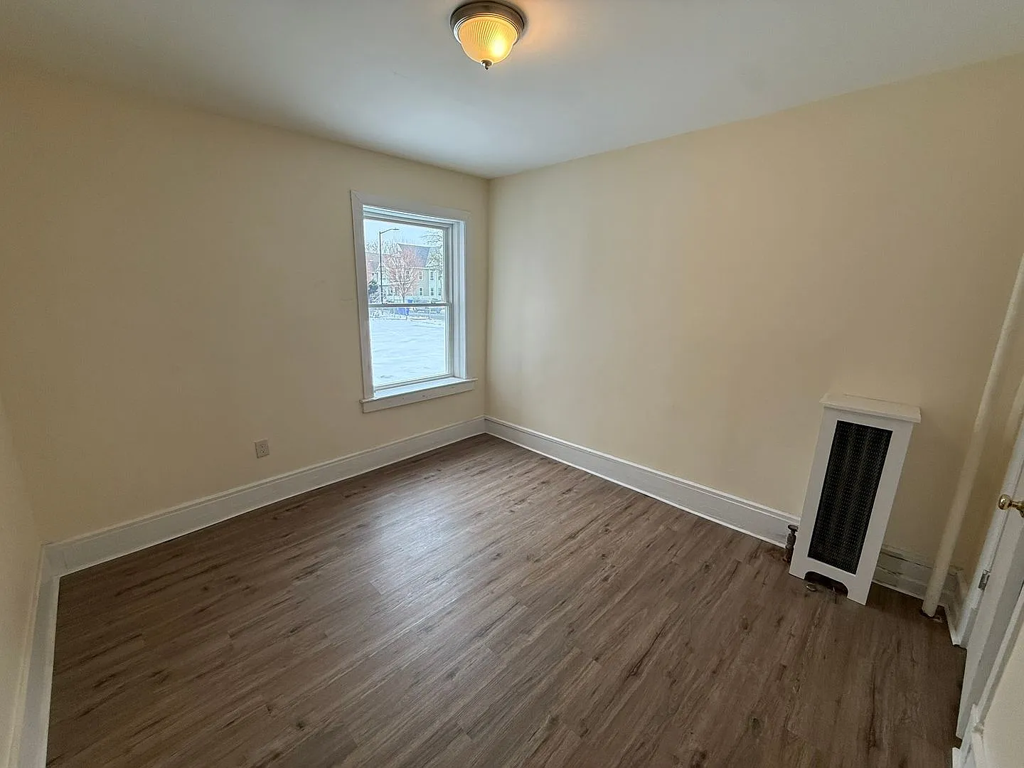 2718 Main Street — Photo 4