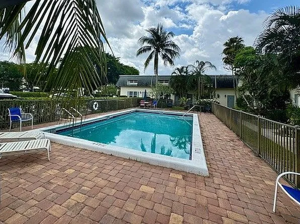 1945 NW 4th Ave APT 41, Boca Raton, FL 33432