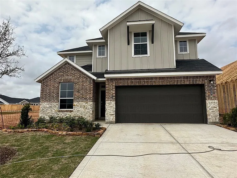 7239 Grand Mason Dr — Photo 1
