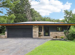 1520 S Springdale Rd, Waukesha, WI 53186