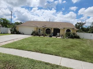 8432 Palm Lakes Ct, Sarasota, FL 34243