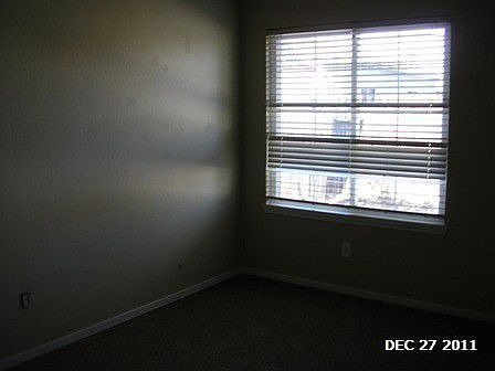 3rd image of 884 Breton Dr