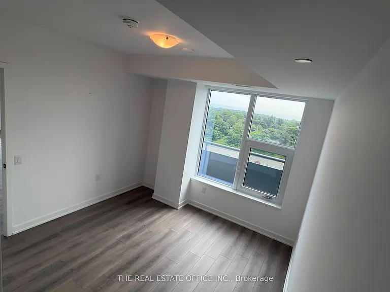 7437 Kingston Rd #905 — Photo 14