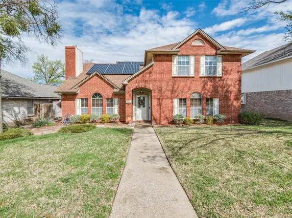 322 Trees Dr, Cedar Hill, TX 75104