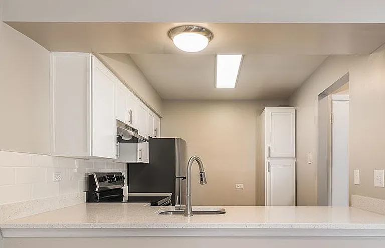Lakeside at Wheaton Apartments — Photo 3