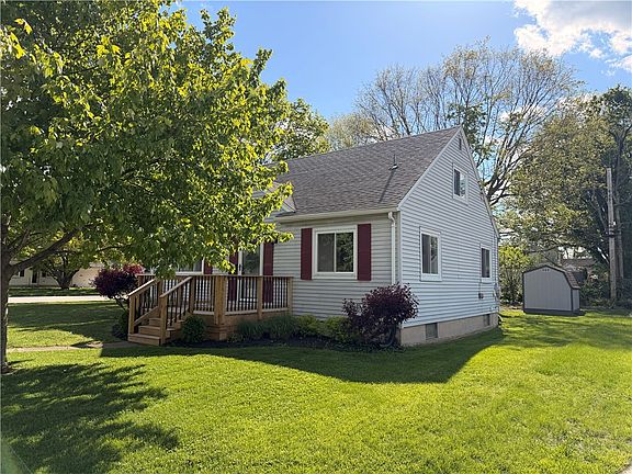 2nd image of 301 Tate Ave