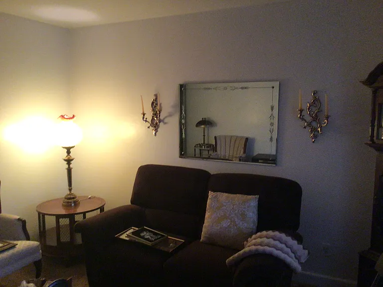 865 Grant St — Photo 3