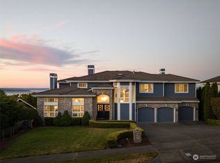 1875 Hillside Dr NE, Tacoma, WA