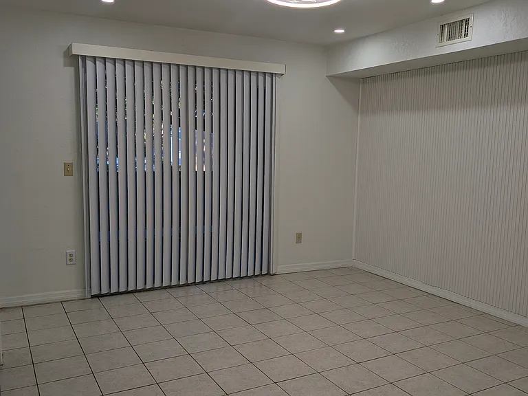 831 Camargo Way #112 — Photo 20