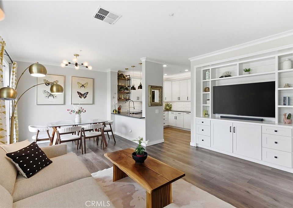 1st image of 106 Trofello Ln