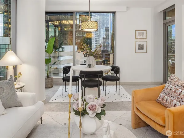 10610 NE 9th Place #809, Bellevue, WA 98004