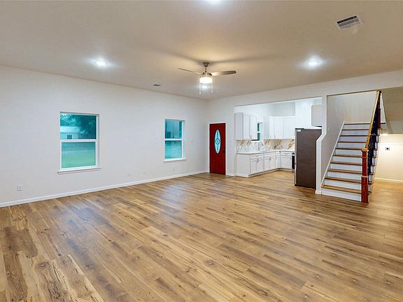5th image of 21665 County Road 3749d