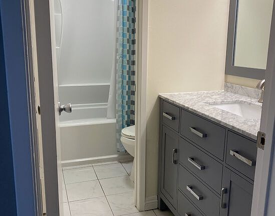 4th image of 1510 W 146th St APT 7