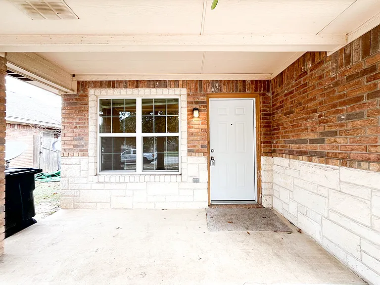 1213 Cinch Dr #A — Photo 3