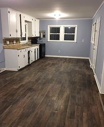 2nd image of 1017 E Mauney Ave