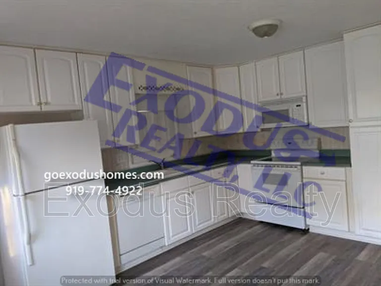 5812 Shenandoah Dr — Photo 16