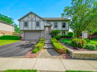 7511 W Haystack Ln, Frankfort, IL 60423