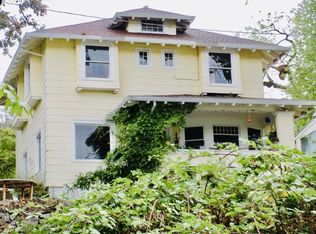 4865 Willamette Falls Dr, West Linn, OR 97068