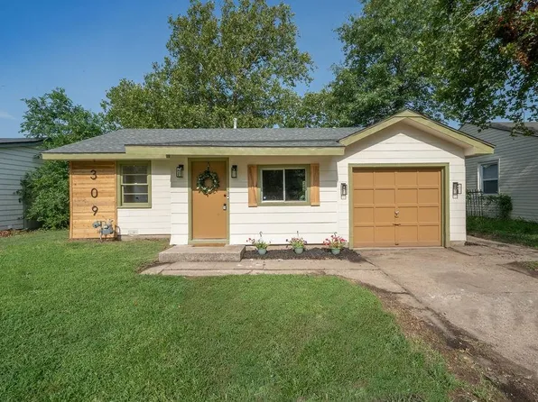 309 N Colby Ave, Valley Center, KS 67147